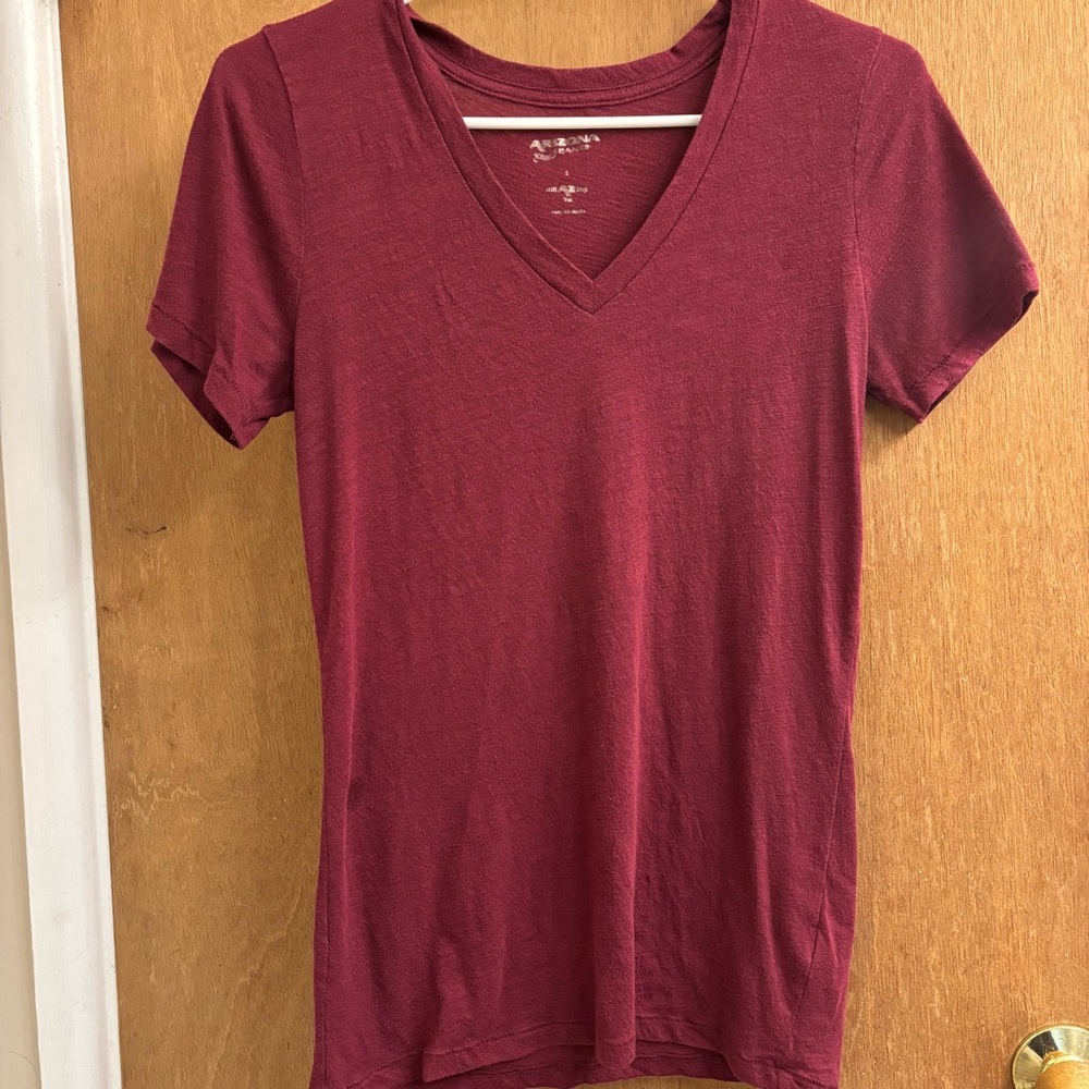 Arizona Jean Company Red Fitted Short Sleeve T-Shirt